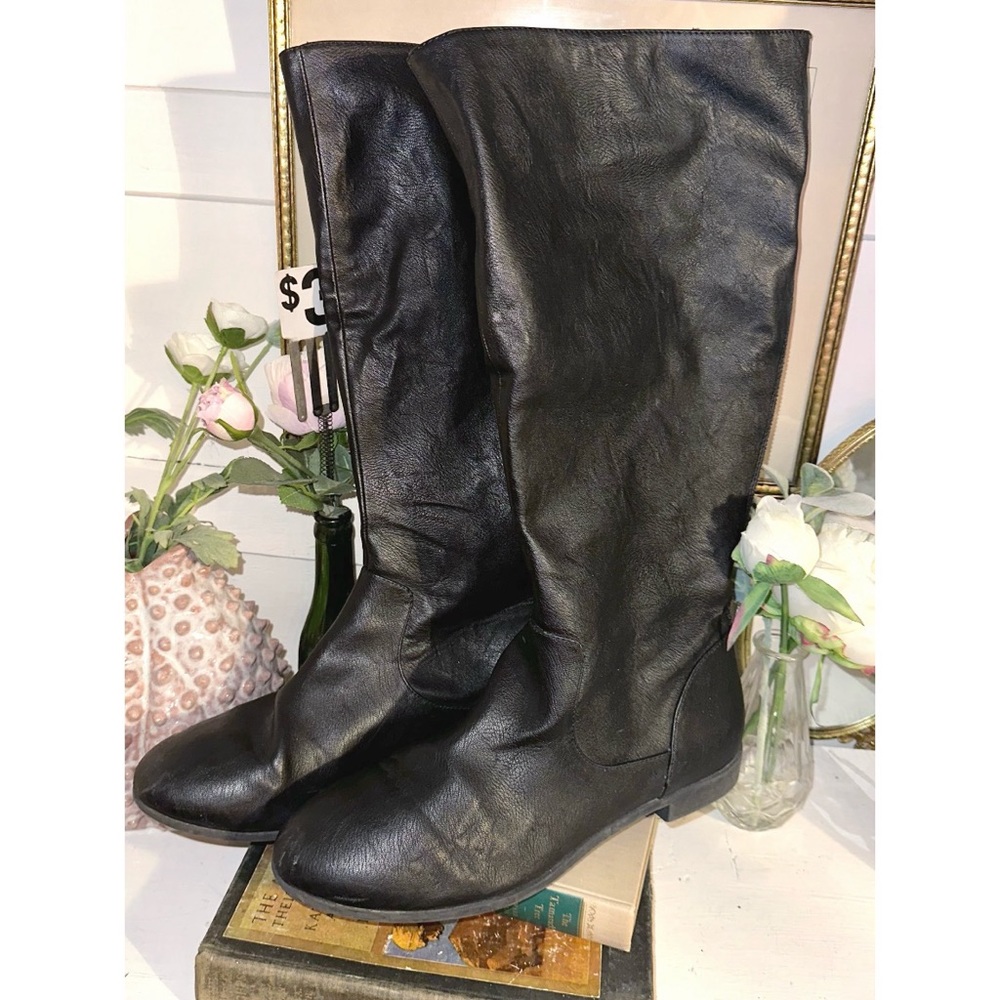 American Eagle wide calf black boots